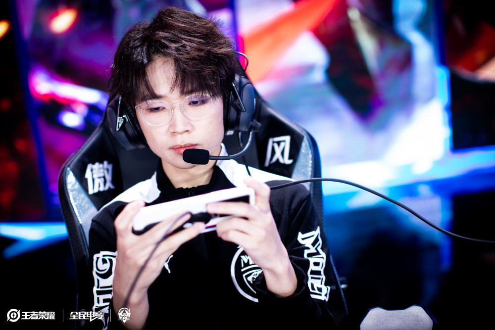 明显脱节 明显脱节