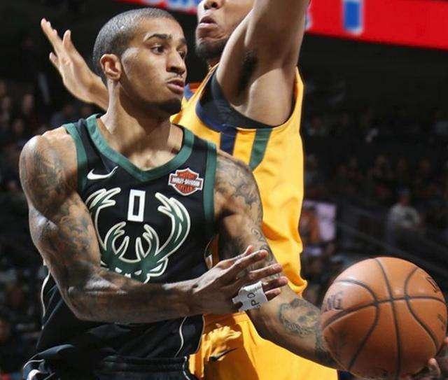 迪布林与埃 迪布林与埃