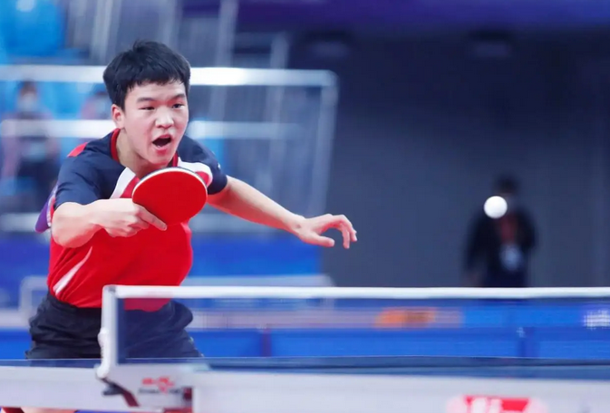 利物浦主場曼聯比賽：部分開放翻新頂層看臺！.